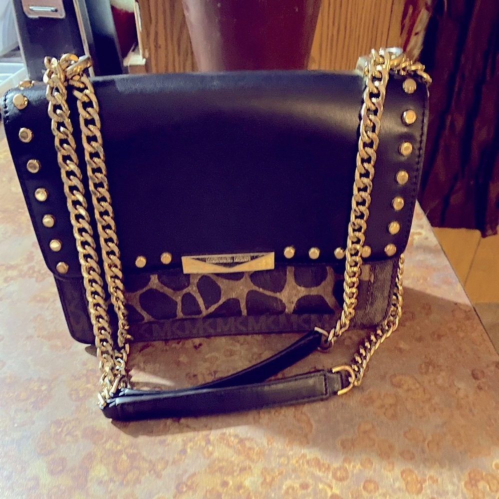 Beautiful Michael kors bag